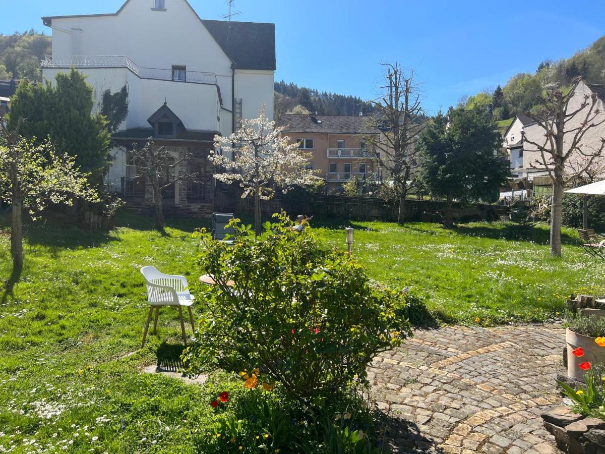 Weingut Gaestehaus Bach Cochem Buitenkant foto